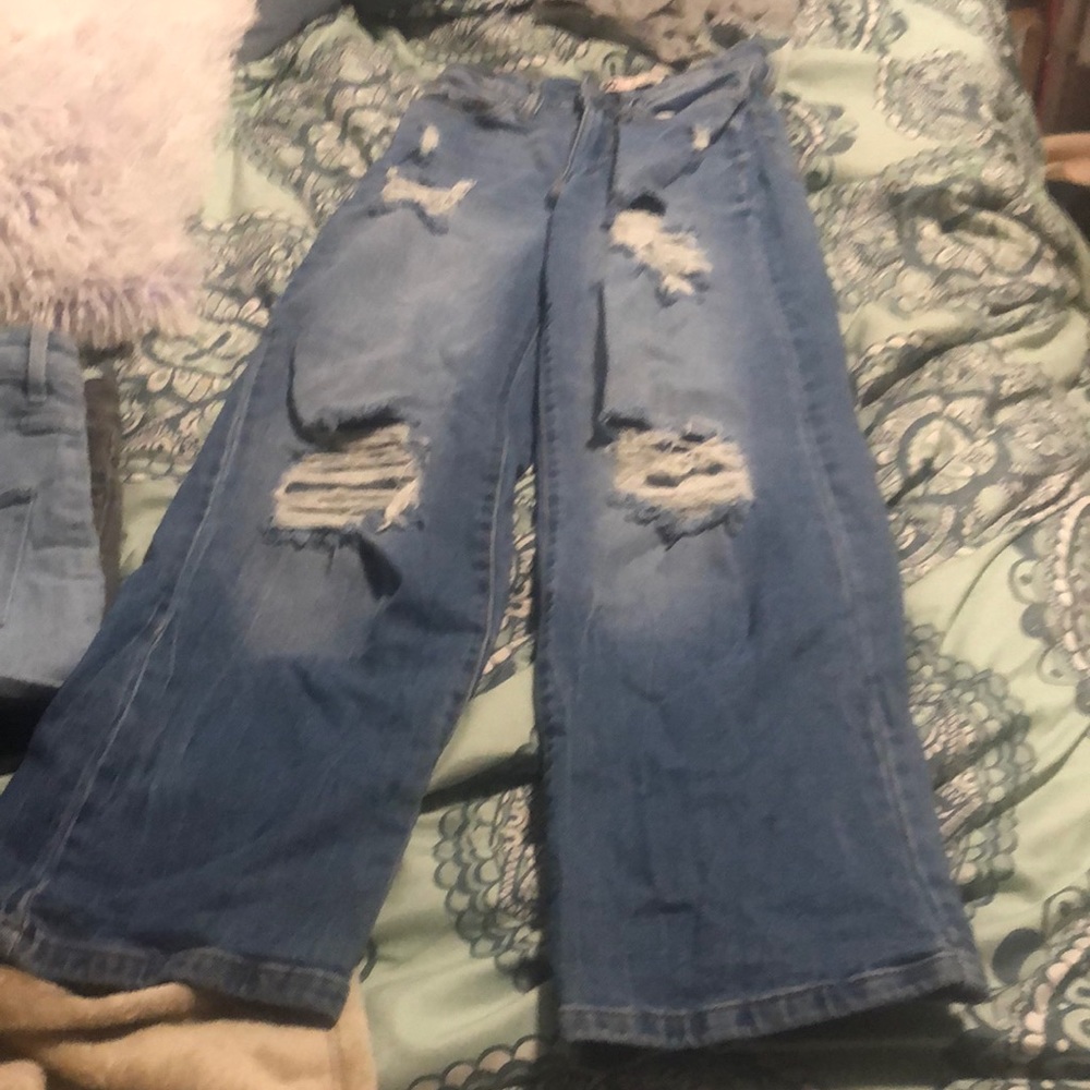 Ripped bell bottoms size 2/25US
